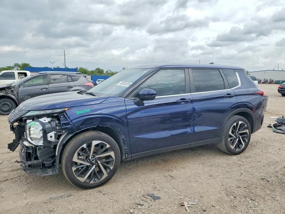2024 MITSUBISHI Outlander