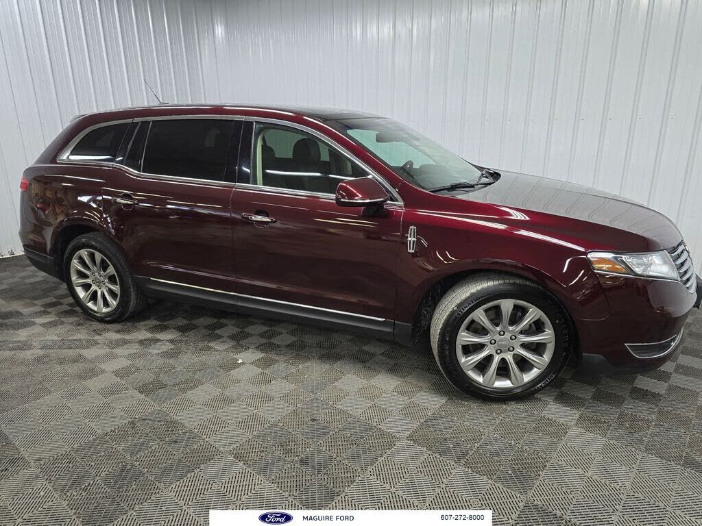2017 LINCOLN MKT