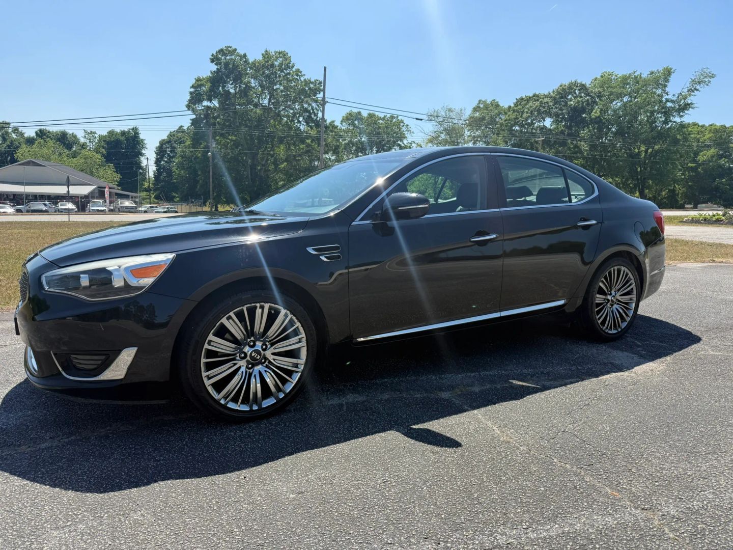 2016 KIA Cadenza
