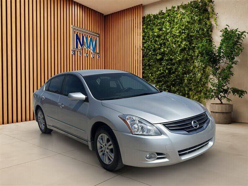 2012 NISSAN Altima