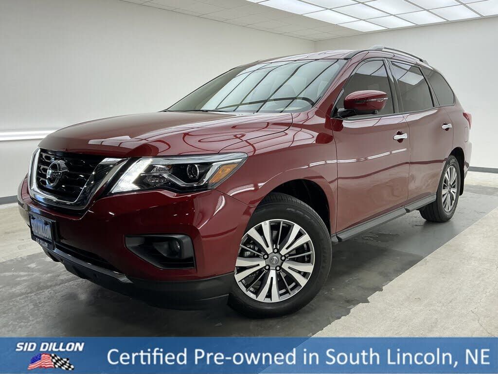 2020 NISSAN Pathfinder