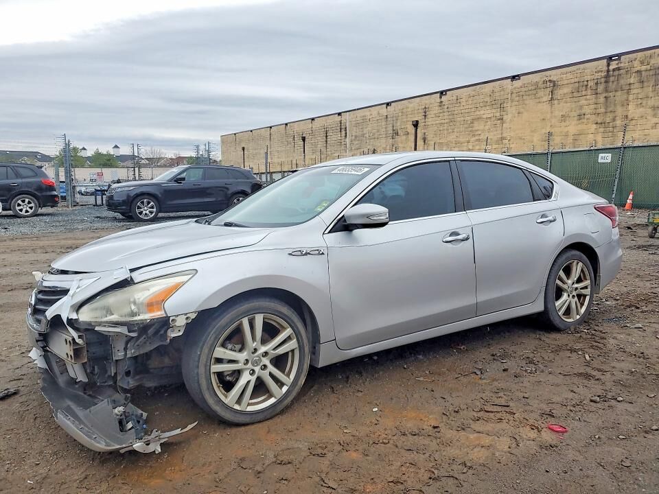 2013 NISSAN Altima