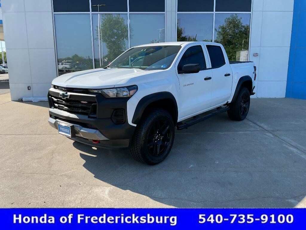 2023 CHEVROLET Colorado