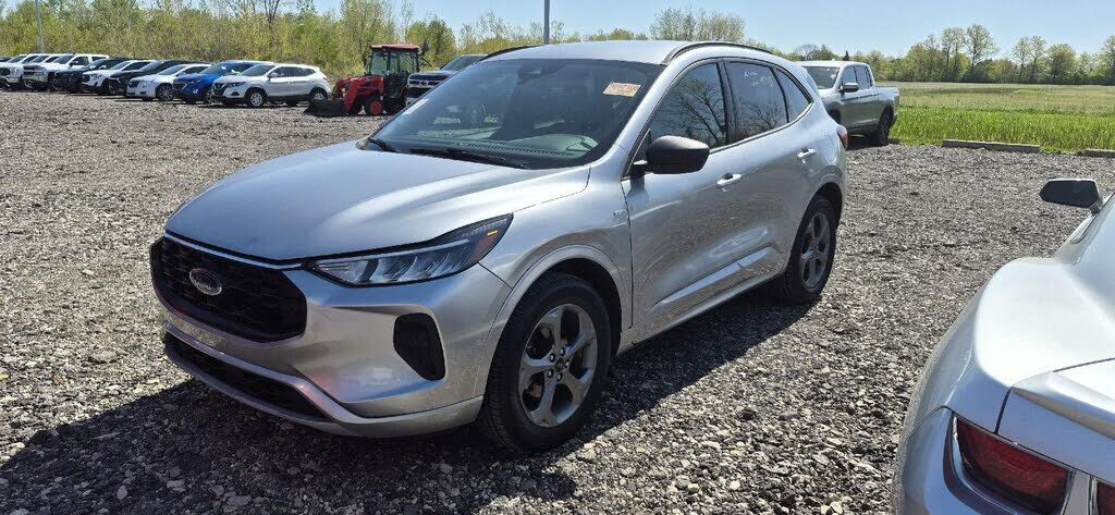 2023 FORD Escape