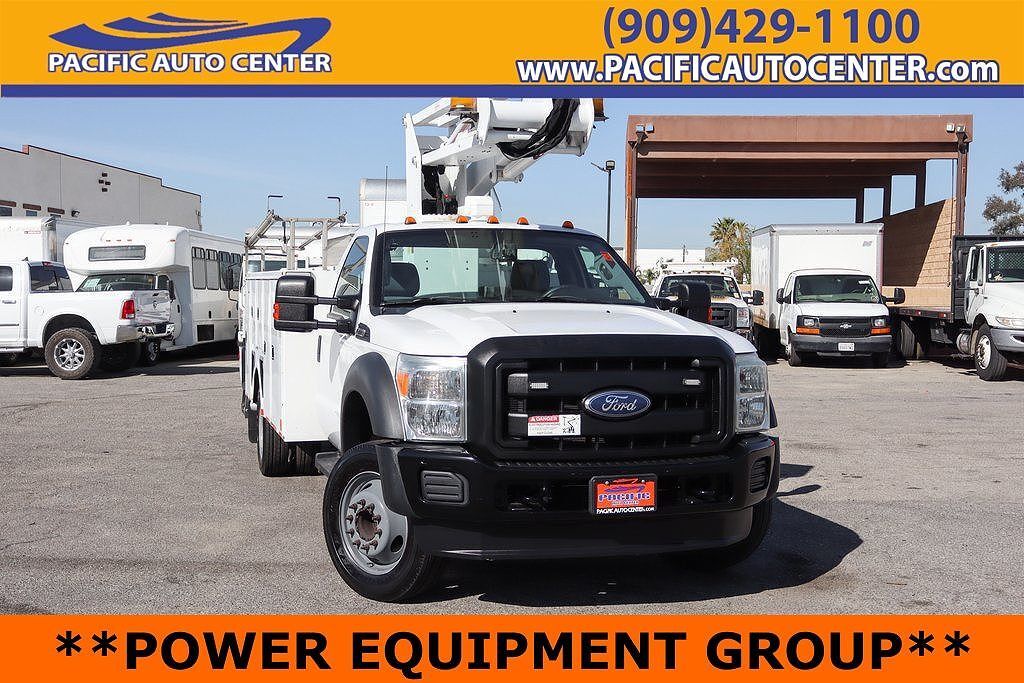 2012 FORD F-550