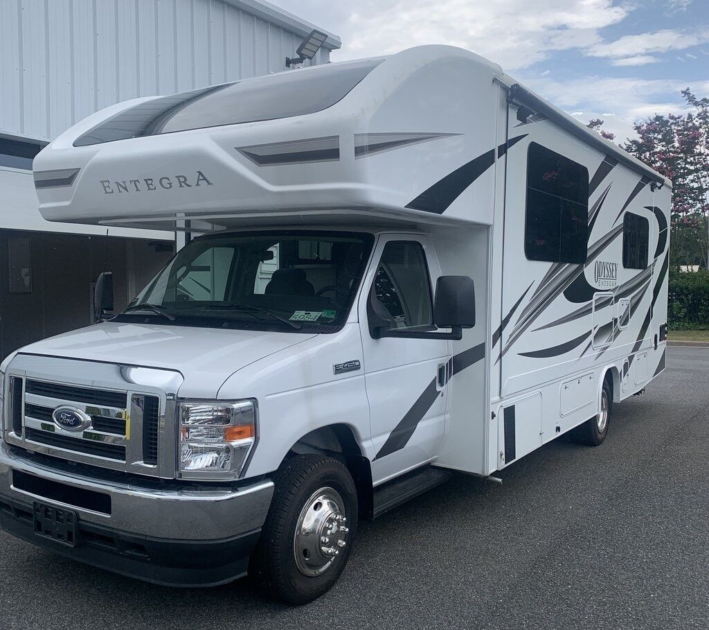 2023 FORD E-450