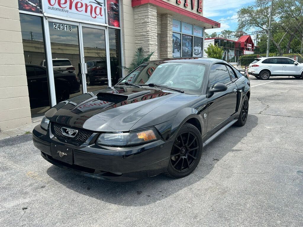2004 FORD Mustang