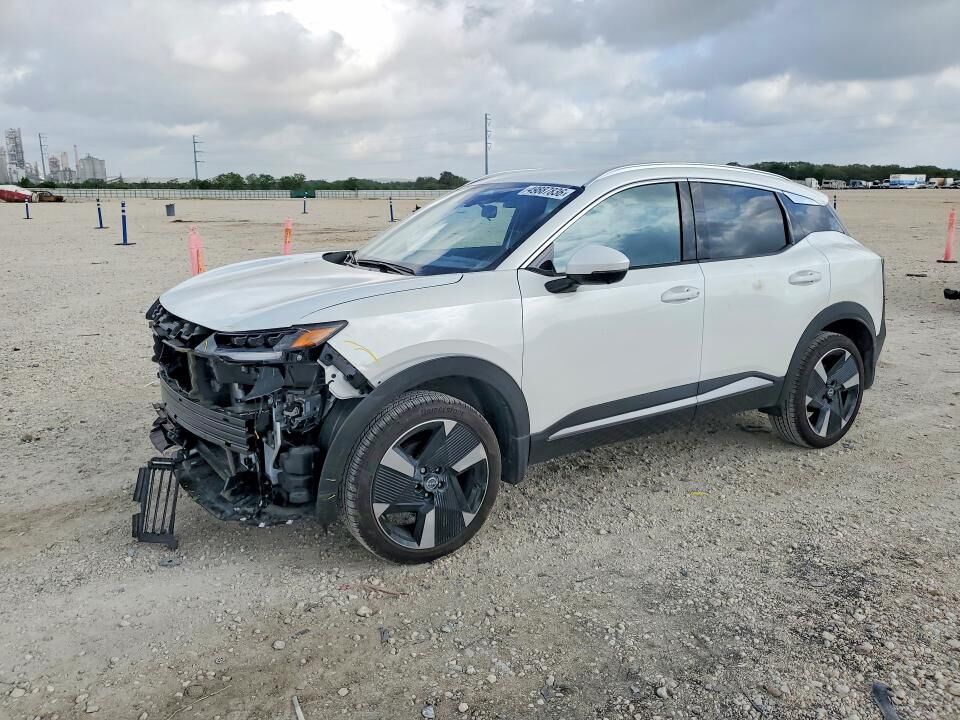 2025 NISSAN Kicks