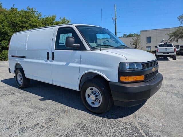 2026 CHEVROLET Express