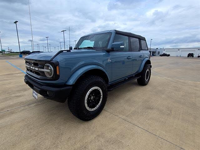 2022 FORD Bronco