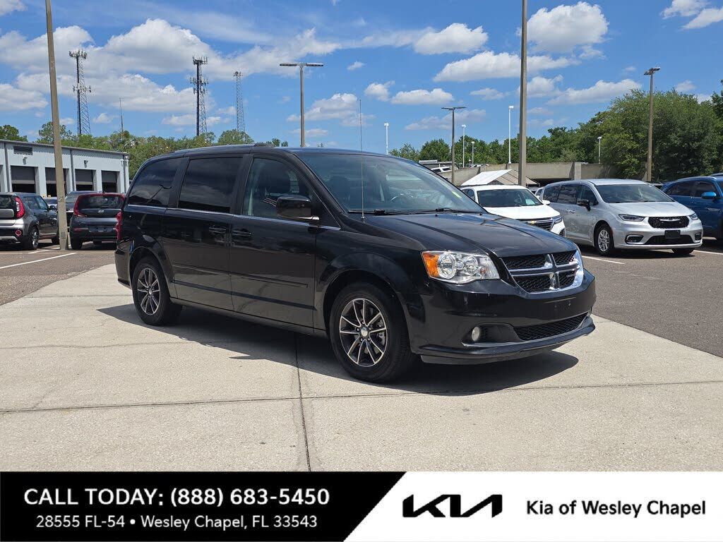 2017 DODGE Grand Caravan
