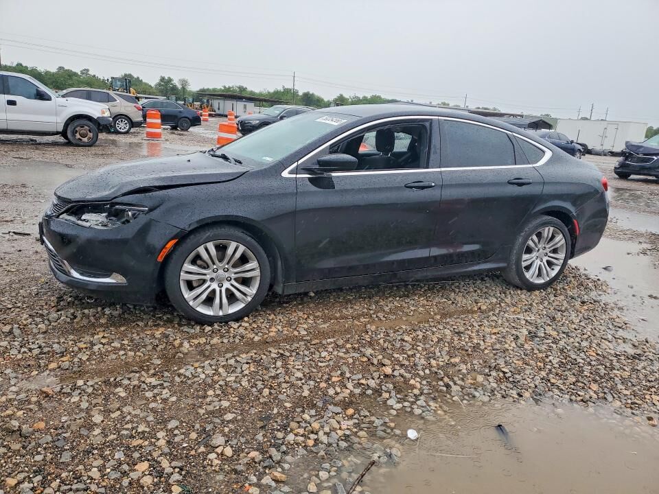 2015 CHRYSLER 200