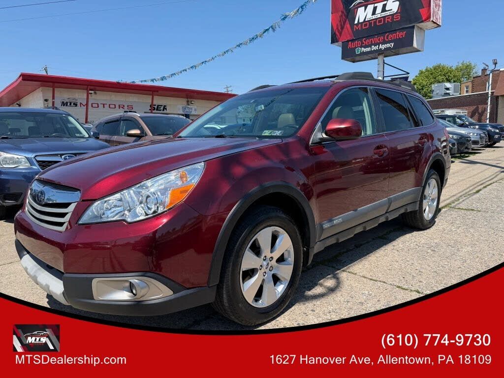 2011 SUBARU Outback