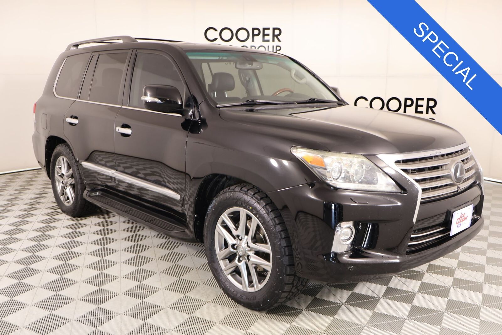 2015 LEXUS LX