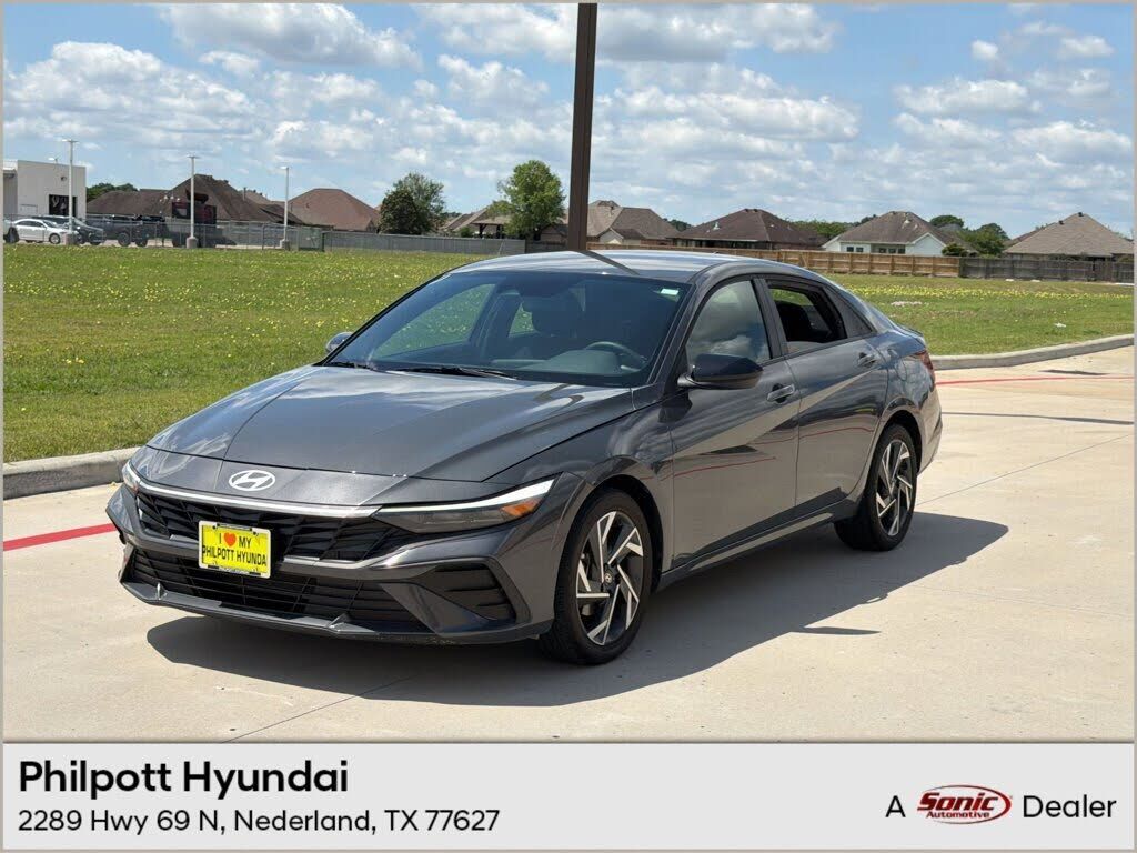 2025 HYUNDAI Elantra