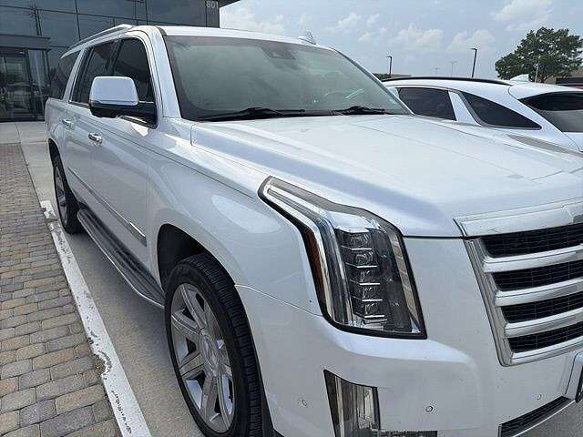 2018 CADILLAC Escalade ESV