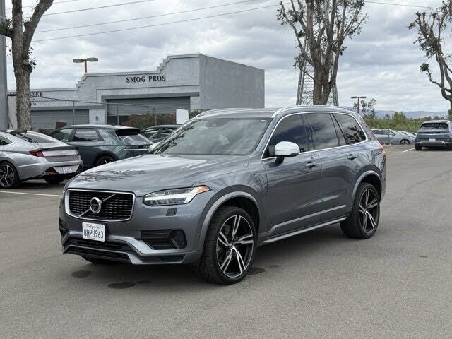 2019 VOLVO XC90