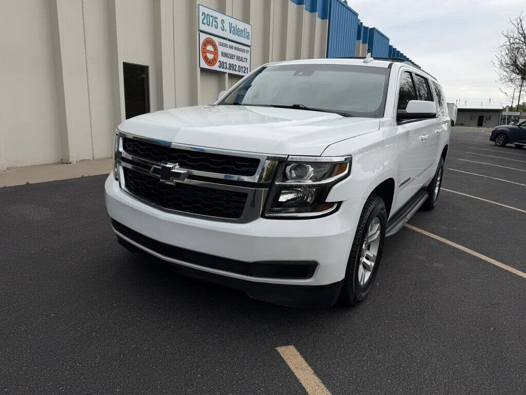 2016 CHEVROLET Suburban
