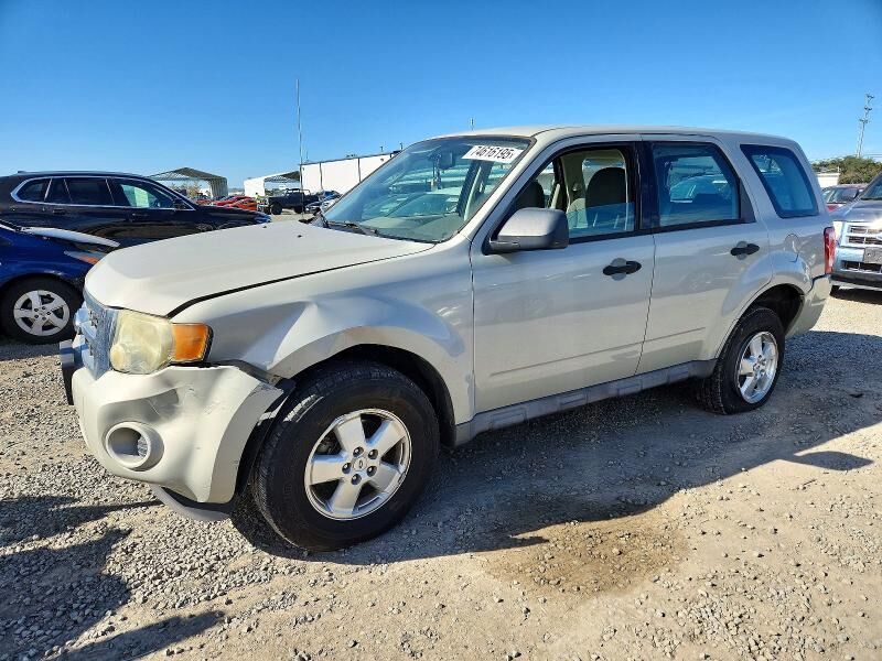 2009 FORD Escape