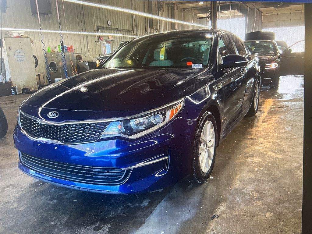 2018 KIA Optima