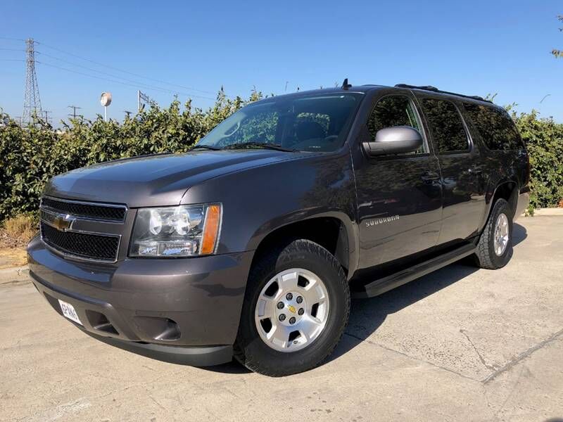 2011 CHEVROLET Suburban