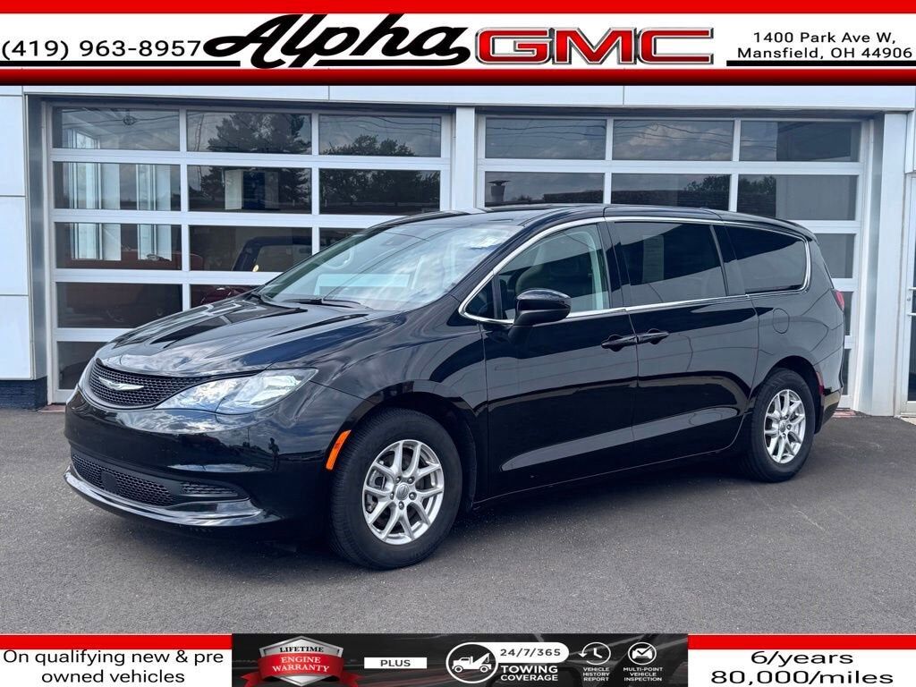 2024 CHRYSLER Voyager