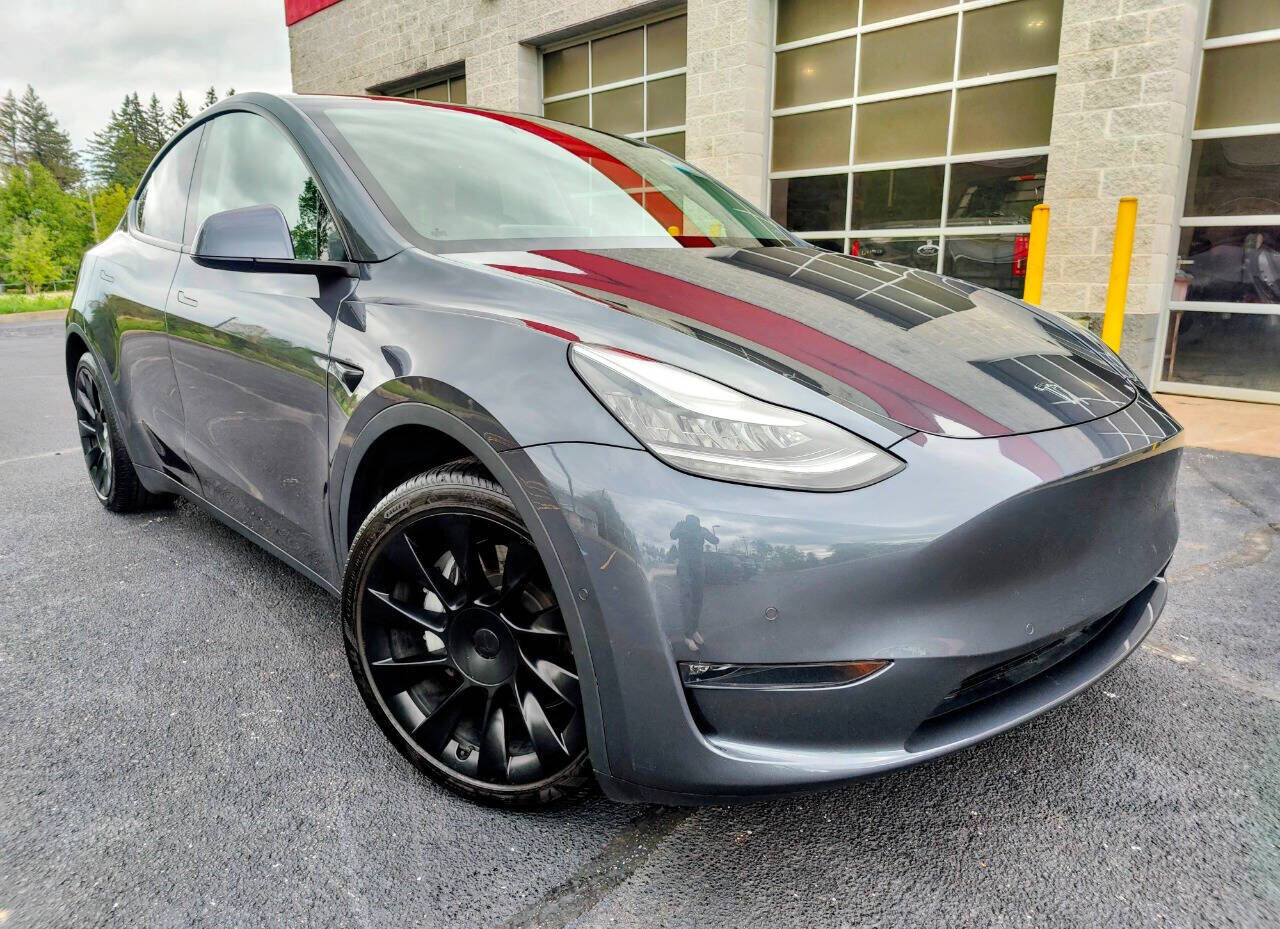 2020 TESLA Model Y