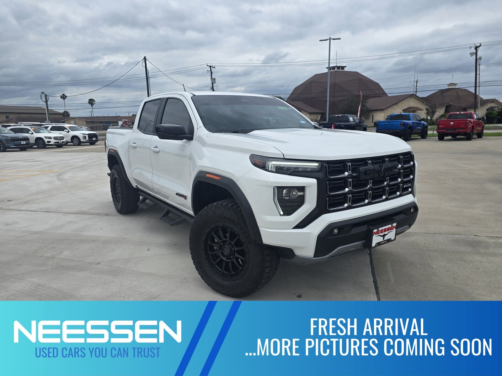 2024 GMC Canyon