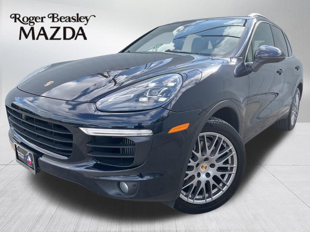 2018 PORSCHE Cayenne