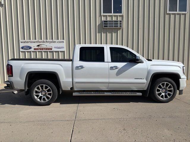 2017 GMC Sierra