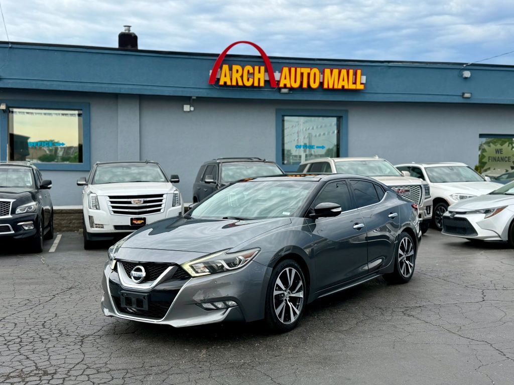 2017 NISSAN Maxima