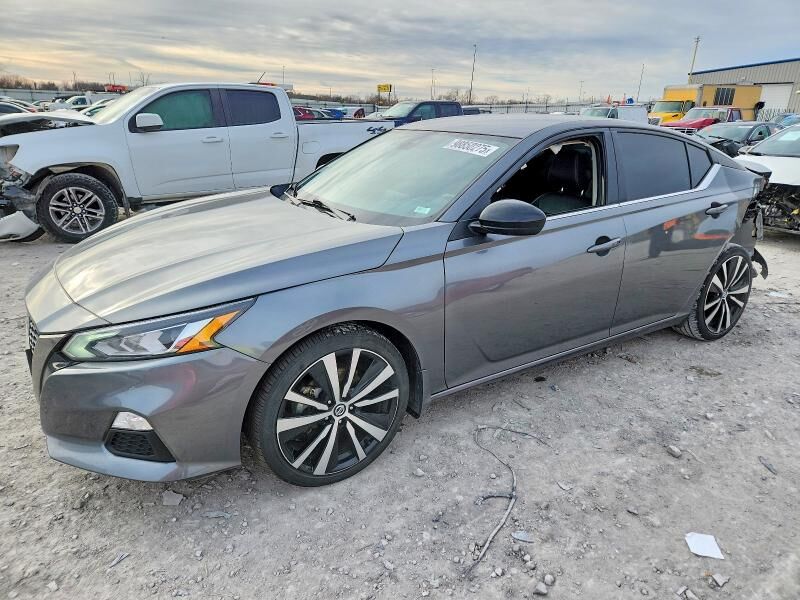 2022 NISSAN Altima