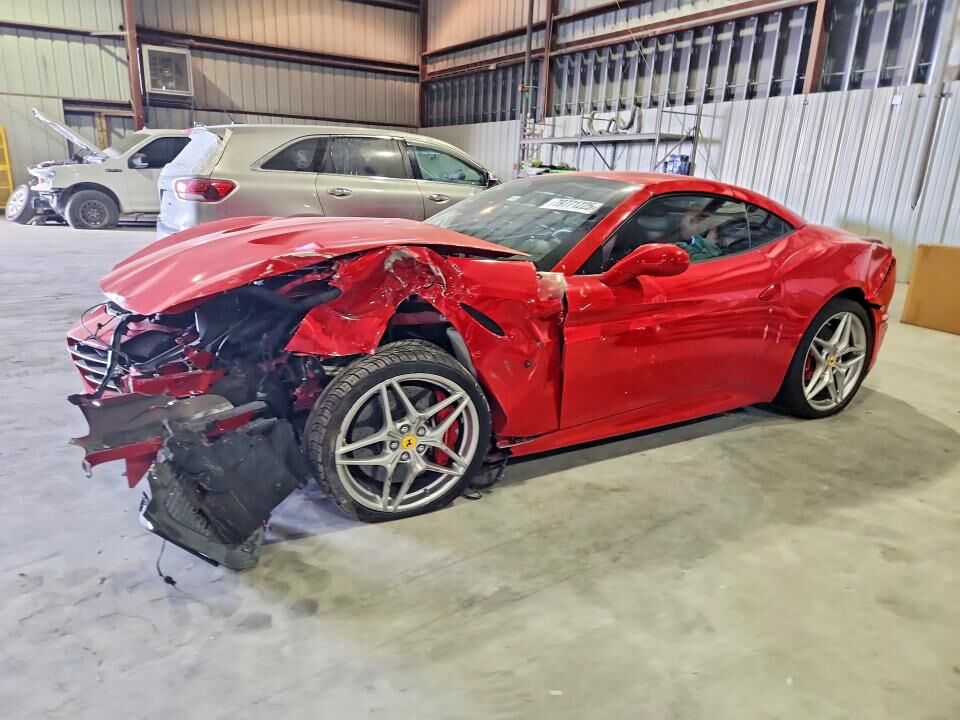 Ferrari California T
