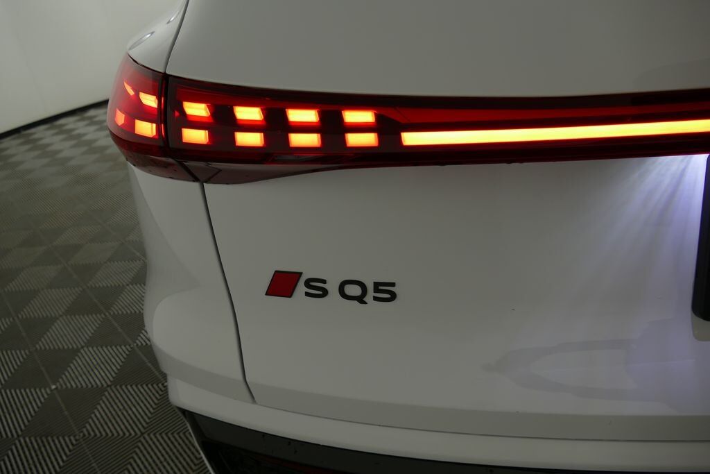 2026 Audi SQ5
