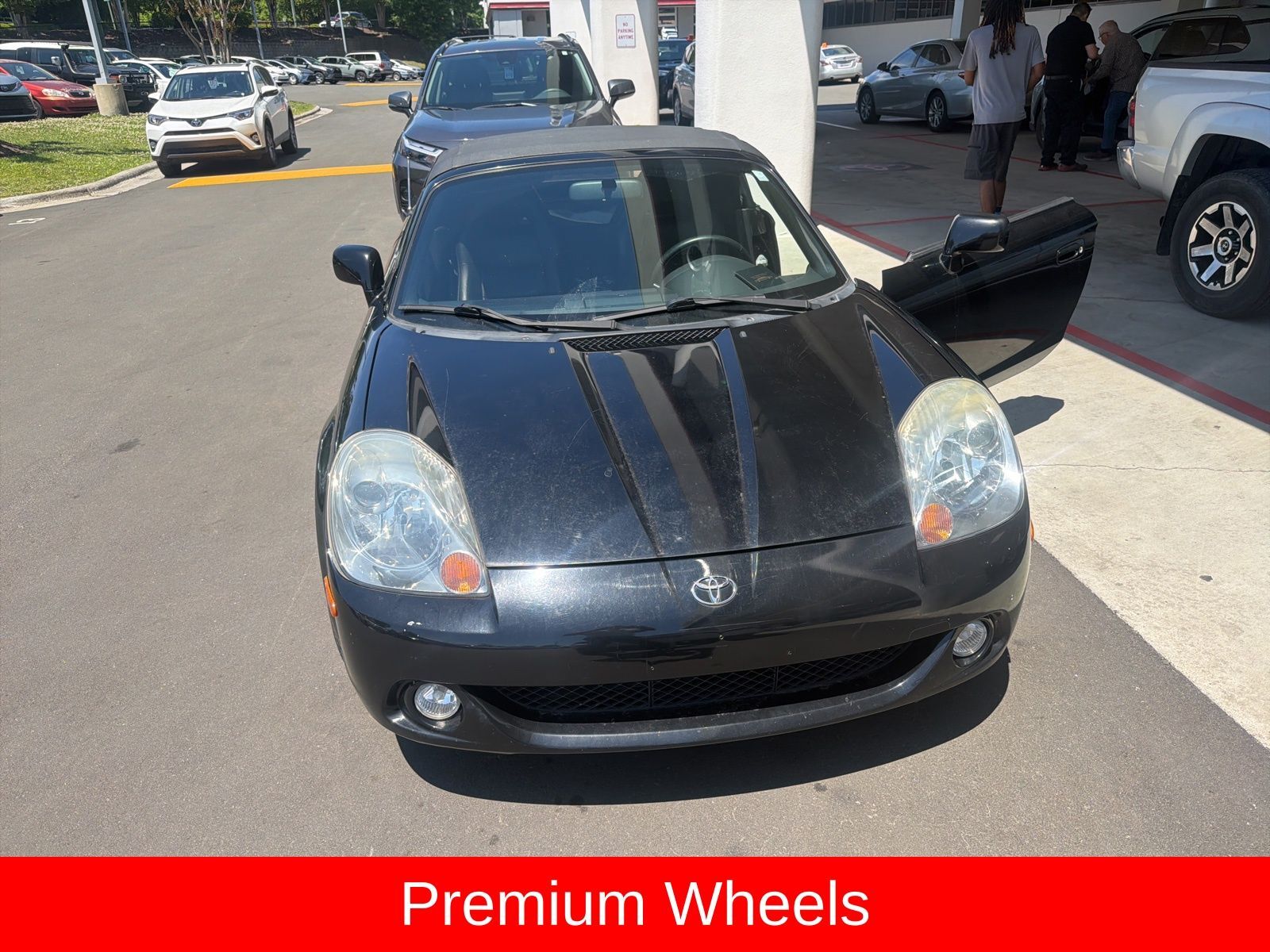 2003 TOYOTA MR2