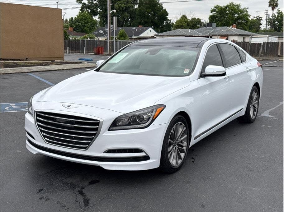 2015 HYUNDAI Genesis