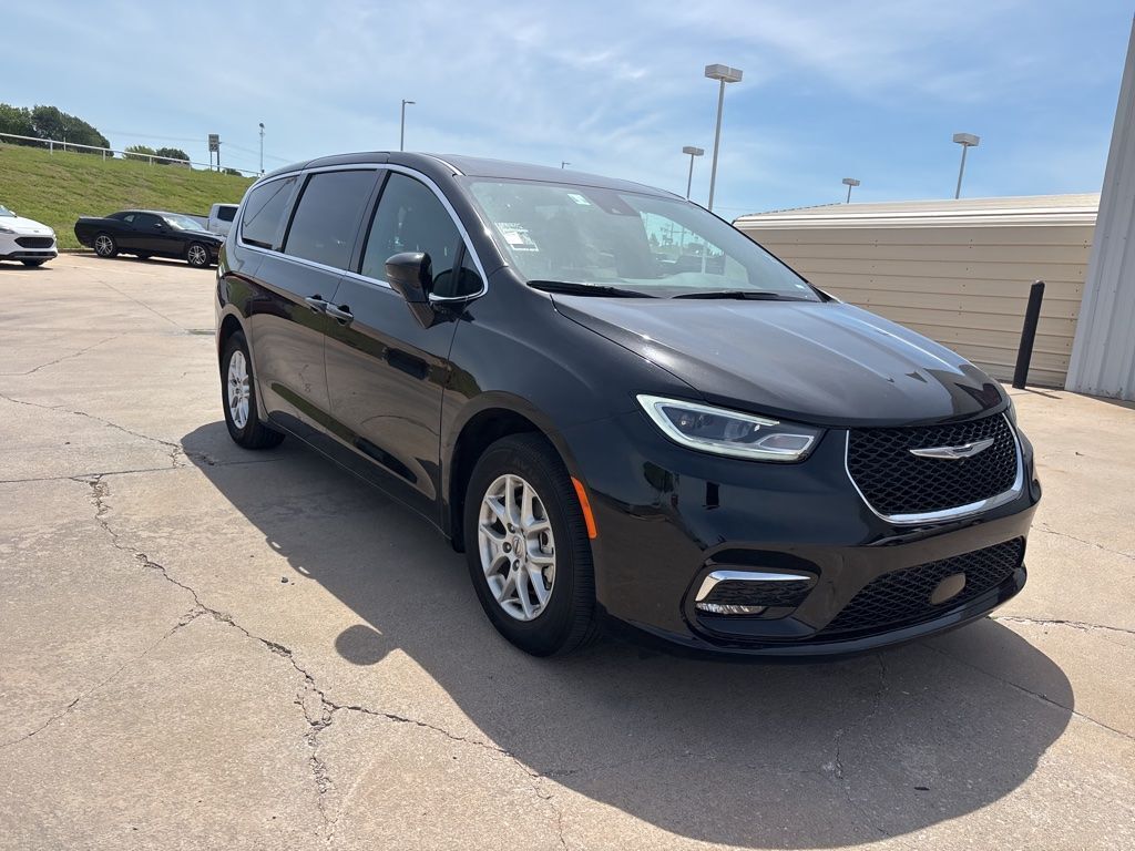 2025 CHRYSLER Pacifica