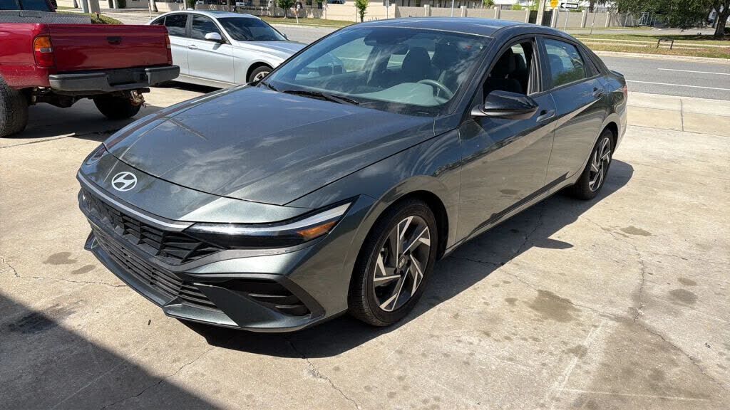 2025 HYUNDAI Elantra