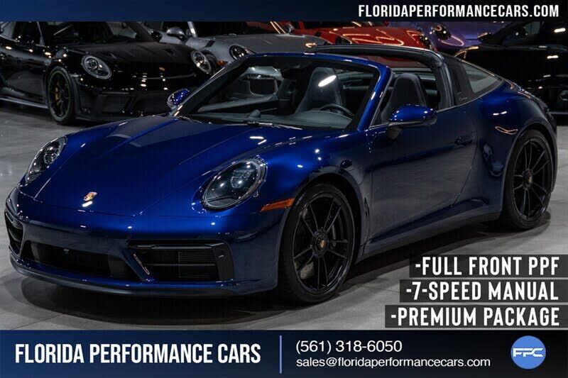 2022 PORSCHE 911