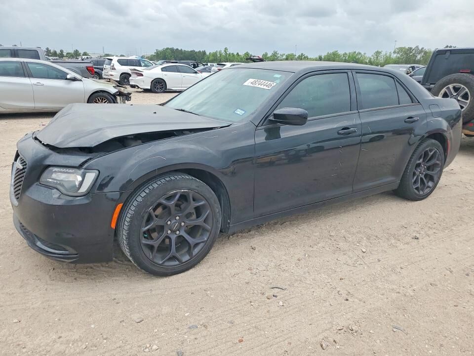 2019 CHRYSLER 300