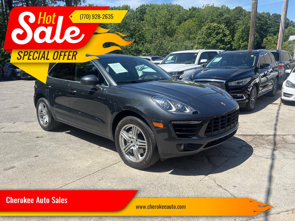 2017 PORSCHE Macan