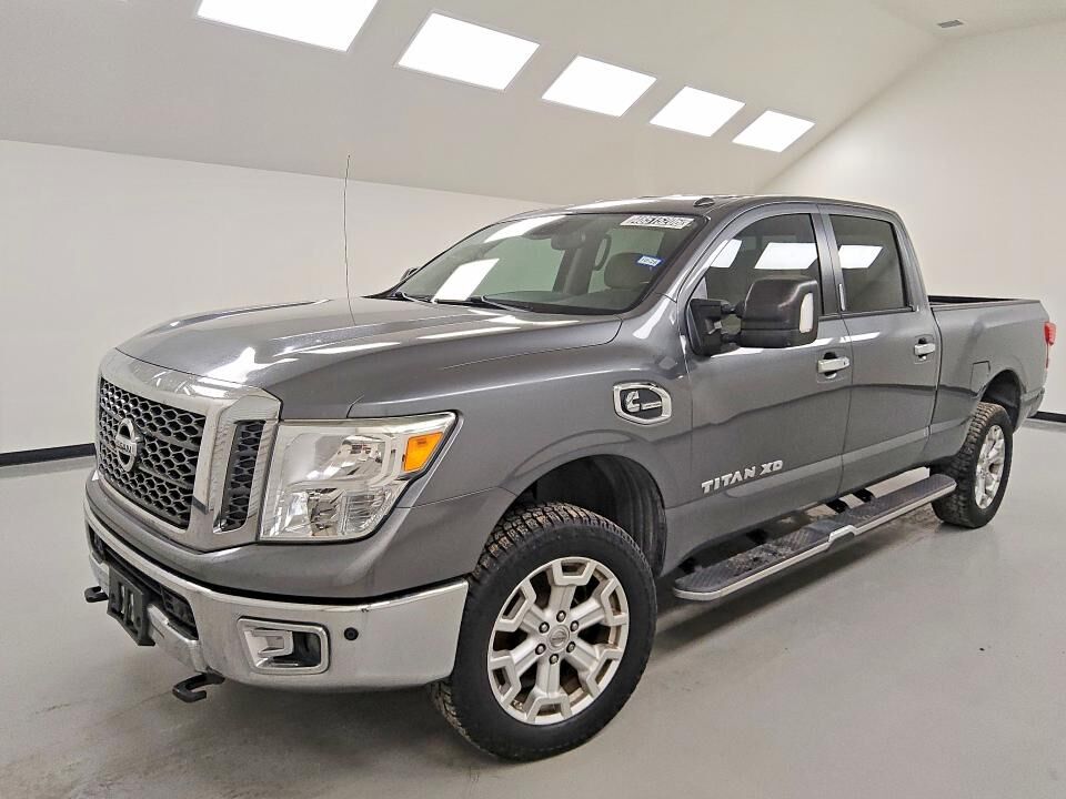 2016 NISSAN Titan