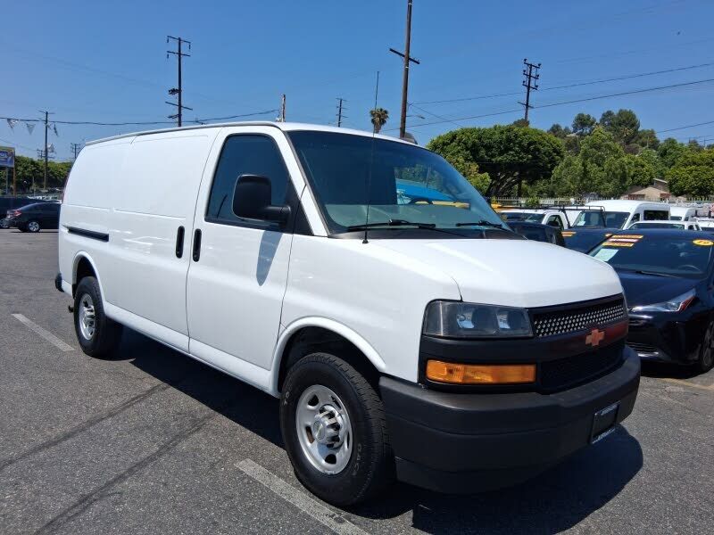 2022 CHEVROLET Express