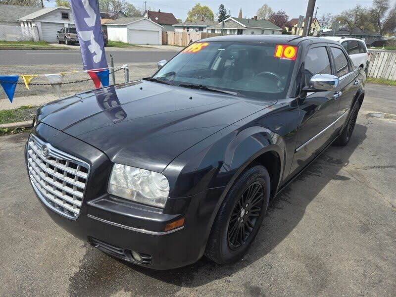 2010 CHRYSLER 300