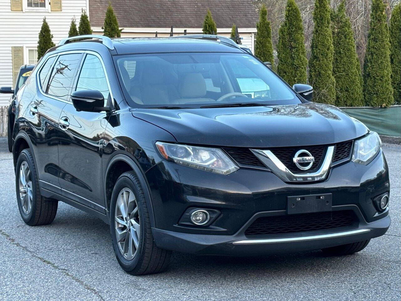 2015 NISSAN Rogue