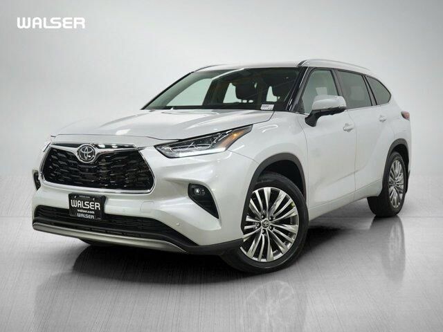 2025 TOYOTA Highlander