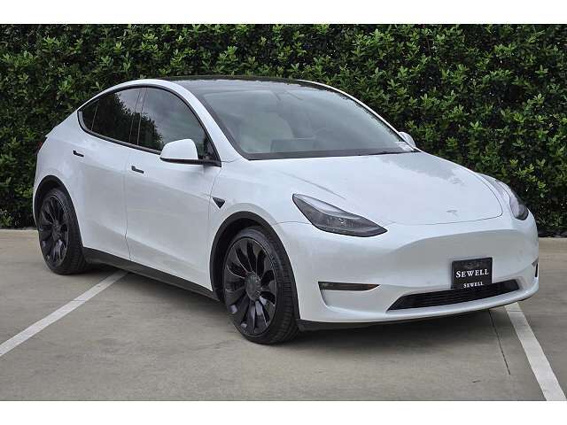 2022 TESLA Model Y