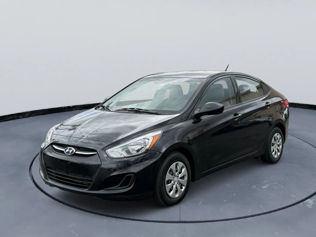 2017 HYUNDAI Accent