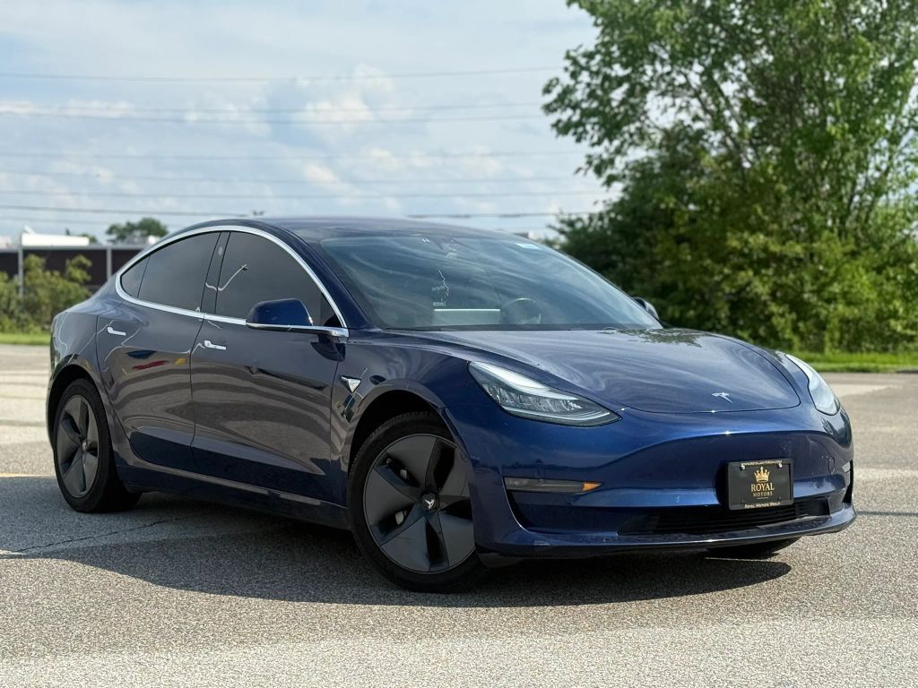 2018 TESLA Model 3