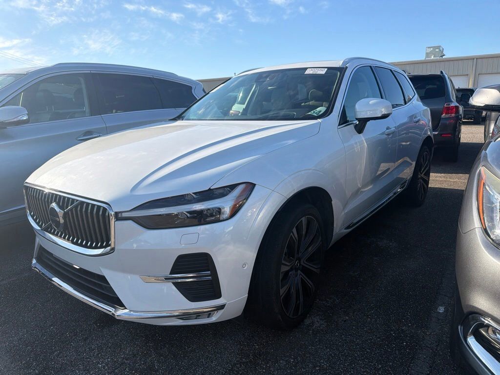 2023 VOLVO XC60